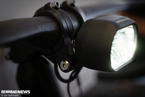 Eurobike 2022 – 5x Licht für E-Bikes + neues Kurvenlicht –