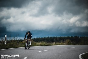 Tempo bolzen auf freier Strecke macht mit dem Propel SL genauso Spaß wie mit dem Rest des Testfeldes.