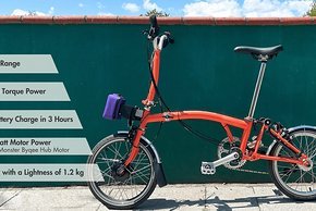Byqee Nachrüst-Motor-Kit: Macht aus deinem Brompton ein E-Bike.