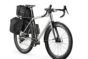 Bikepacking-Taschen sollen etwa zum Zubehörportfolio der Briten gehören.