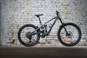 Trek Slash im Test: Das High-Pivot-Bike von Nebenan