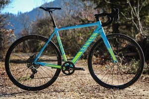Canyon Inflite AL SLX 8.0 Pro Race: Das Cyclocross-Allroundbike im Test