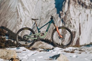 Neues Rocky Mountain Altitude Enduro Bike: Back to the Roots