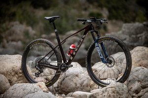 Neues Trek Procaliber XC-Hardtail: IsoBow statt IsoSpeed