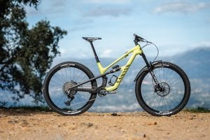 Trail-Bike-Test 2024 – Canyon Spectral: Erstrahlt in allen Farben