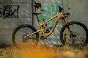 Santa Cruz Bronson im Test: Vollspaß statt Vollgas