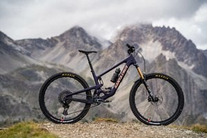 Neues Santa Cruz Hightower im ersten Test: Updates für den Trail-Bike-König