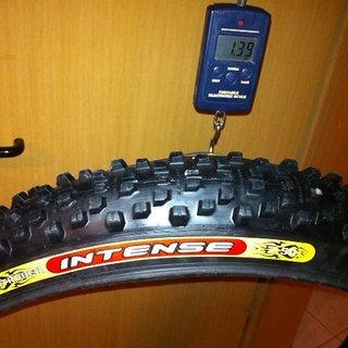 Gewicht Intense Reifen Intruder FRO Lite 26x2,5"