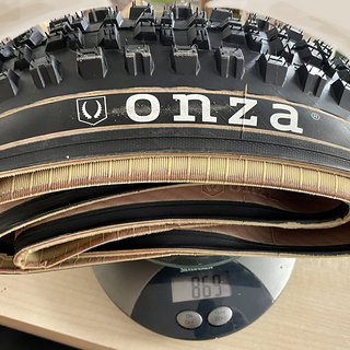 Gewicht Onza Reifen Ibex 29x2.4