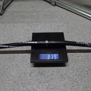 Gewicht Race Face Lenker Atlas FR Flatbar 31.8mm, 785mm