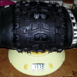 Gewicht VEE Tire Co. Reifen Bulldozer 26x4.7