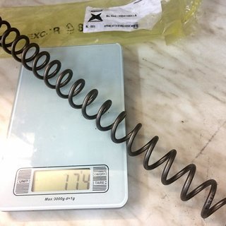 Gewicht Marzocchi Feder 888 Titanfeder 4.4 weich / 4.4k