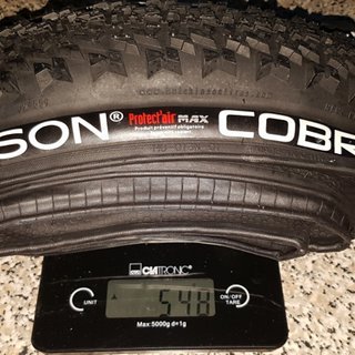 Gewicht Hutchinson Reifen Cobra  tubeless ready 26×2,1
