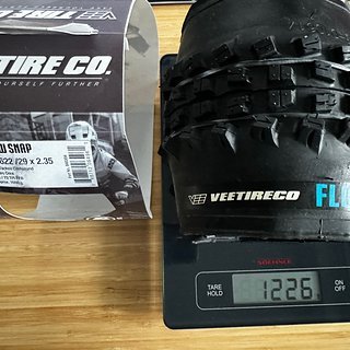 Gewicht VEE Tire Co. Reifen FLOW SNAP 29 x 2.35