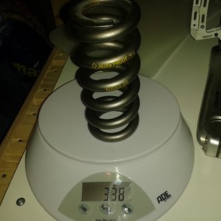 Gewicht Nukeproof Feder Shockwave Ti 600 x 2.25