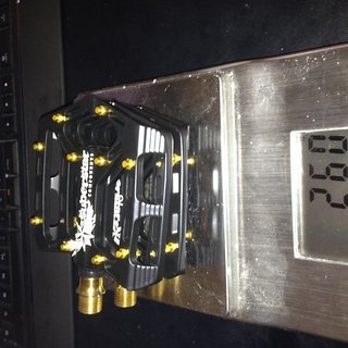 Gewicht Superstar Components Pedale (Platform) ULTRA Mag CNC Ti 105x100x17mm