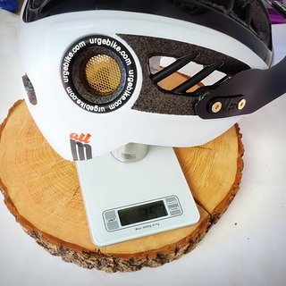Gewicht URGE Helm All-M L-XL