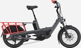 Der Cargowagen Neo 2 von Cannondale rollt dem Vorbild von Tern und Co. entsprechend auf 20″-Reifen und kommt mit starkem Bosch Cargo Line Motor.