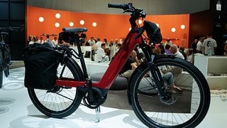 Charger5 und Nevo5: Riese & Müller bringt zwei überarbeitete Tourenräder für Alltag und Freizeit. Charger5 und Nevo5: Riese & Müller bringt zwei überarbeitete Tourenräder für Alltag und Freizeit.