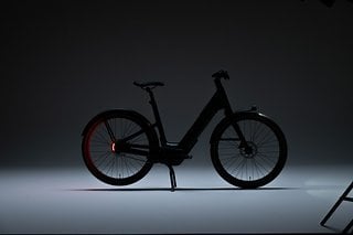 Nachdem das erste Magic Bike von Decathlon sich noch ganz der urbanen Mobilität verschrieb, geht's mit dem Magic Bike 2_0 raus aus der Stadt.