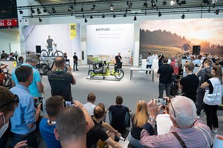 Basti Schweinsteiger als Botschafter für Kettler auf der IAA Mobility 2021.