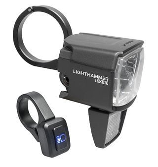 Der neue Trelock Lighthammer 130 HB kommt mit Fernlicht und Lenkervernbedienung.