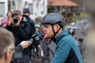 Zum neuen Jahr ist er aufgebrochen, um ein Jahr lang remote vom Cargobike aus zu arbeiten.