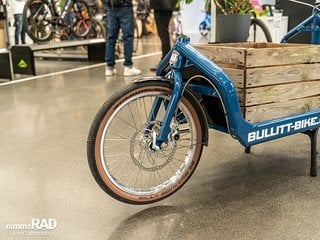 Eigentlich als Dirtbike- und BMX Reifen gedacht, ist der Schwalbe Billy Bonkers längst ein mächtig griffiger Geheimtipp für Lastenrad-Optimierung.