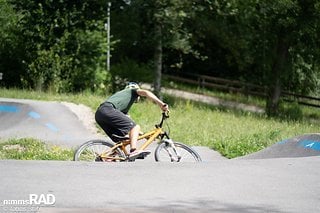 Muss man zwingend Mountainbiker werden oder Pumptrack fahren, wenn man mit dem Laufrad hier gelernt hat?