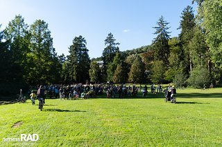 Ausklang in den schönen Nerotal-Anlagen.