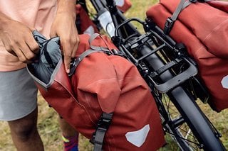 Der neue Ortlieb Back Roller Plus verfügt über eine separate Fronttasche.