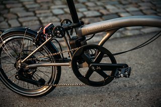 Die Electric T Line ist in zwei Varianten erhältlich: als One (1-Gang) und als Urban (4-Gang).