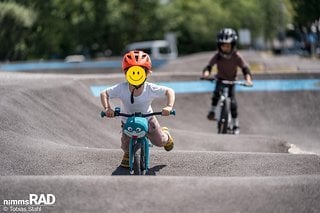 Die größeren Kinder hatten viel Spaß auf dem Affenzahn und kamen mit der Geometrie gut zurecht