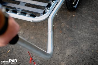 Per Dreh an der Deichsel wird der Veolo im Handumdrehen zum Handwagen. Per Dreh an der Deichsel wird der Veolo im Handumdrehen zum Handwagen.