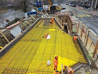 Vorbereitungsarbeiten für die Betonierung bei der Einfahrt der Velostation Europaallee, Februar 2024. Vorbereitungsarbeiten für die Betonierung bei der Einfahrt der Velostation Europaallee, Februar 2024.