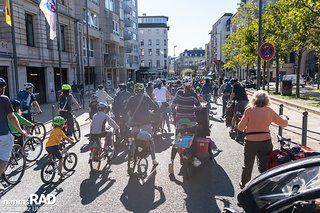 Aufgrund der vielen Teilnehmenden kam es teilweise zu Staus, ironischerweise.