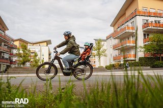 Keine Kompromisse beim Schutz: Die KinetiCore-Struktur ist direkt in den Helm integriert – ganz ohne zusätzliches MIPS-System. Keine Kompromisse beim Schutz: Die KinetiCore-Struktur ist direkt in den Helm integriert – ganz ohne zusätzliches MIPS-System.