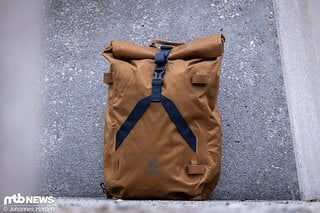 Der Deuter Amager 25+5 ist ein mächtiger Rucksack mit viel Stauraum.