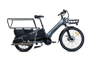 Der spanische Hersteller Moma hat mit dem E-Longtail ein vollausgestattetes Familien-Lastenrad für eine maximale Zuladung von 40 kg in Angebot.