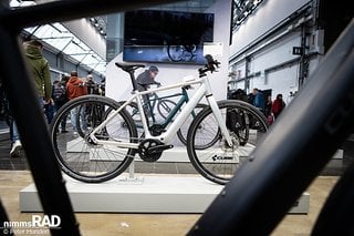 Cube Editor Hybrid – ein Urban E-Bike mit Bosch SX Motor, und Aluminiumrahmen im Carbonlook.