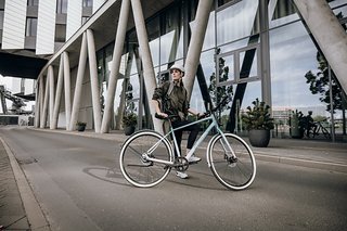 DJane Anna Reusch hat nicht nur das erste Sondermodell 139 bekommen, sondern auch einen eigenen Sound für das Fahrrad kreiert.