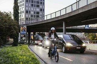 Radverkehr – hierzulande zu oft noch im Wortsinne eine Randerscheinung – soll EU-weit massiv gefördert werden.