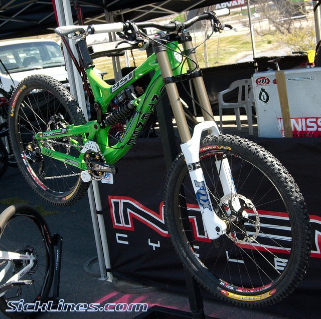 2009_intense_951_7.jpg