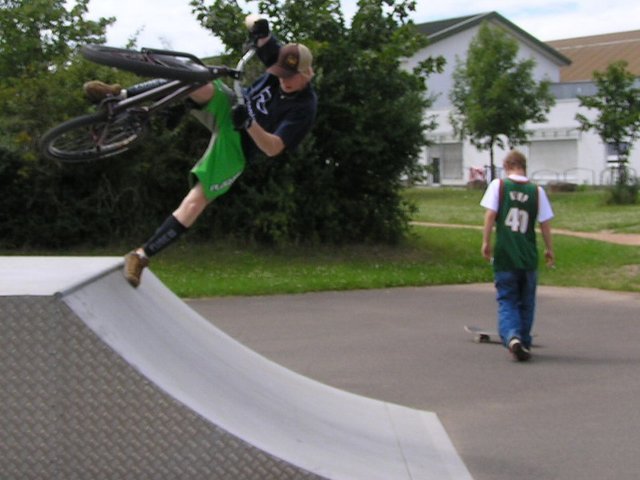 footplant9.jpg