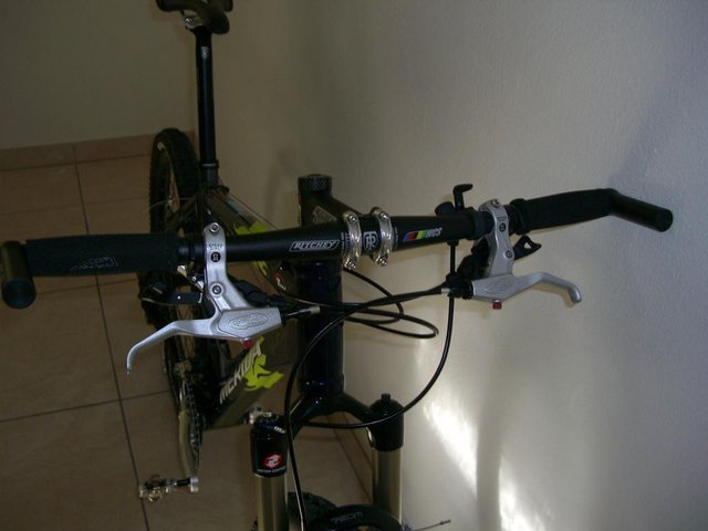 Cockpit_vorne.JPG