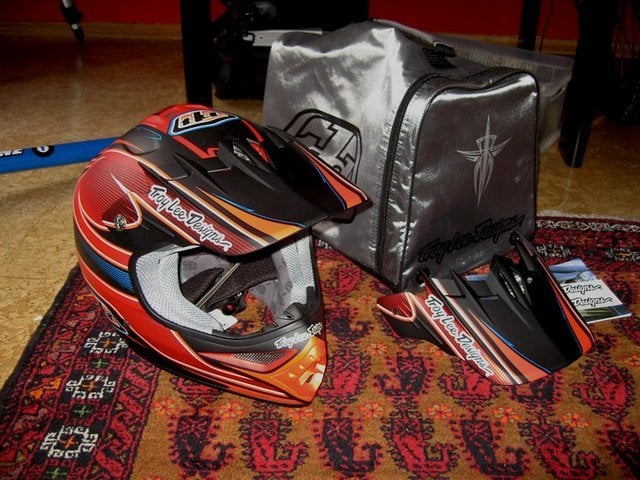 yourhelmet.jpg