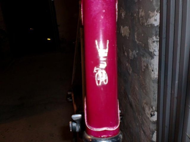 9693005jks.jpg