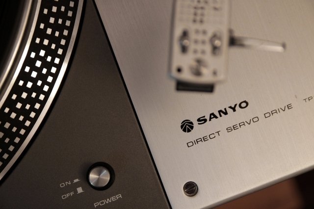 sanyo-tp-1000_340869.jpg