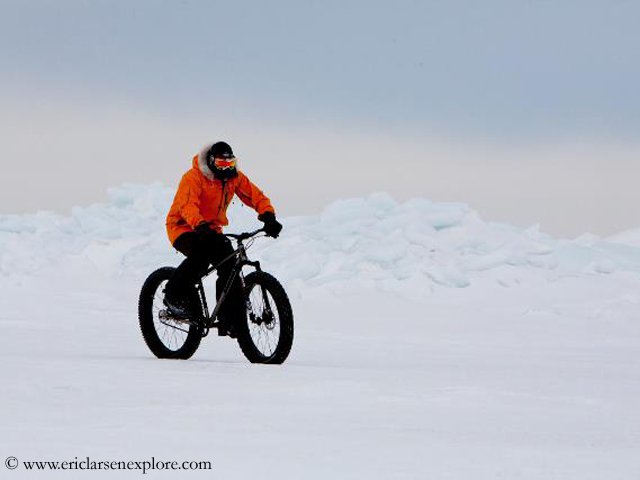 Eric-Larsen-mit-Rad.jpg