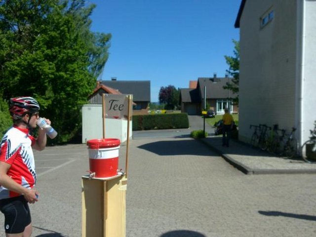 6984318qeh.jpg
